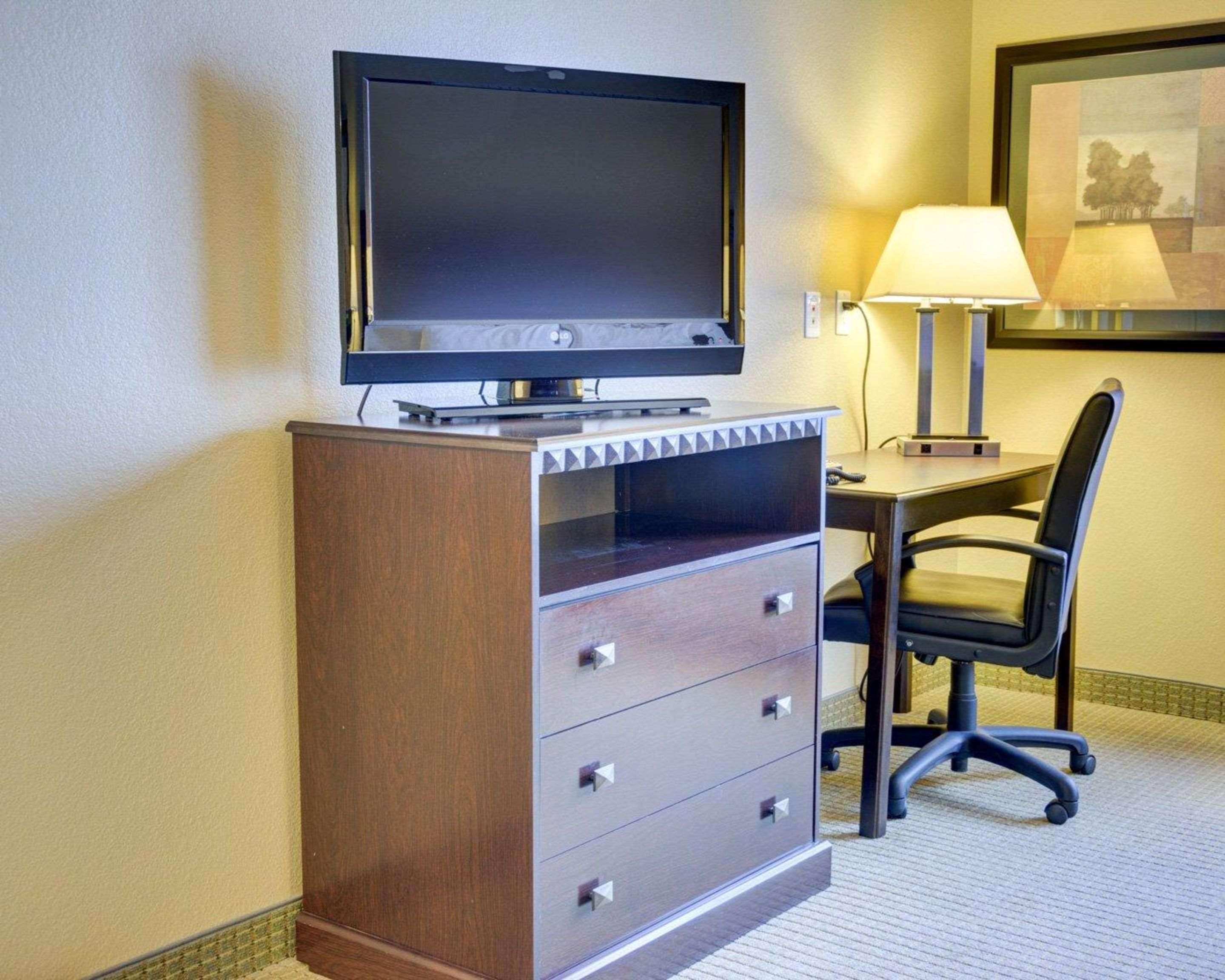 Comfort Inn & Suites Russellville I-40 Esterno foto