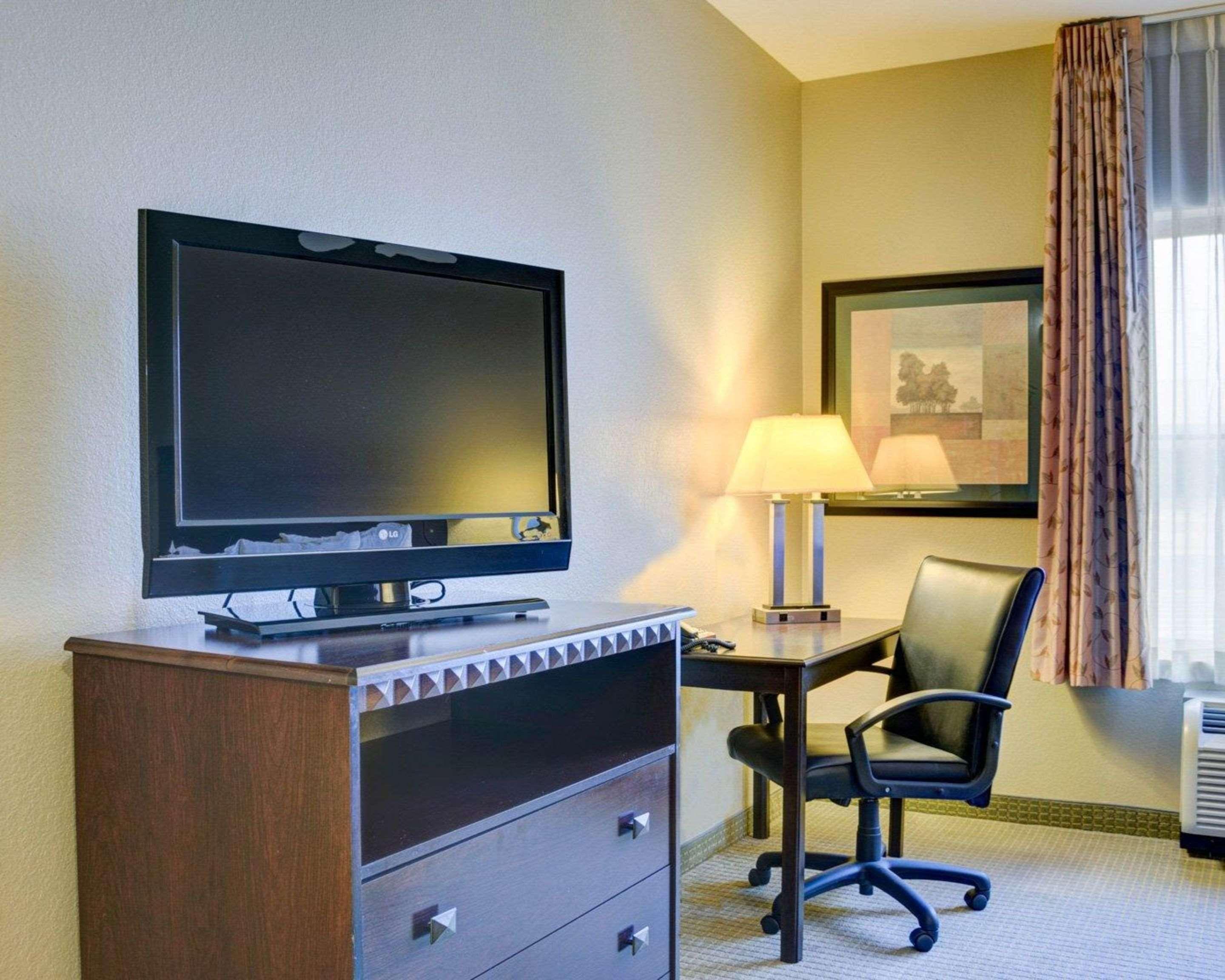 Comfort Inn & Suites Russellville I-40 Esterno foto
