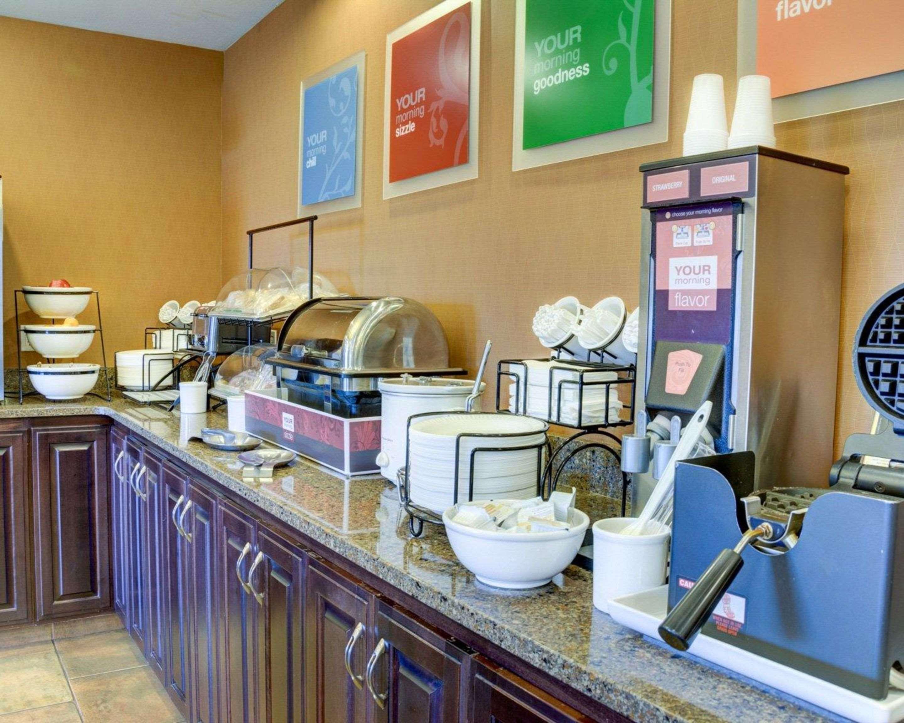 Comfort Inn & Suites Russellville I-40 Esterno foto